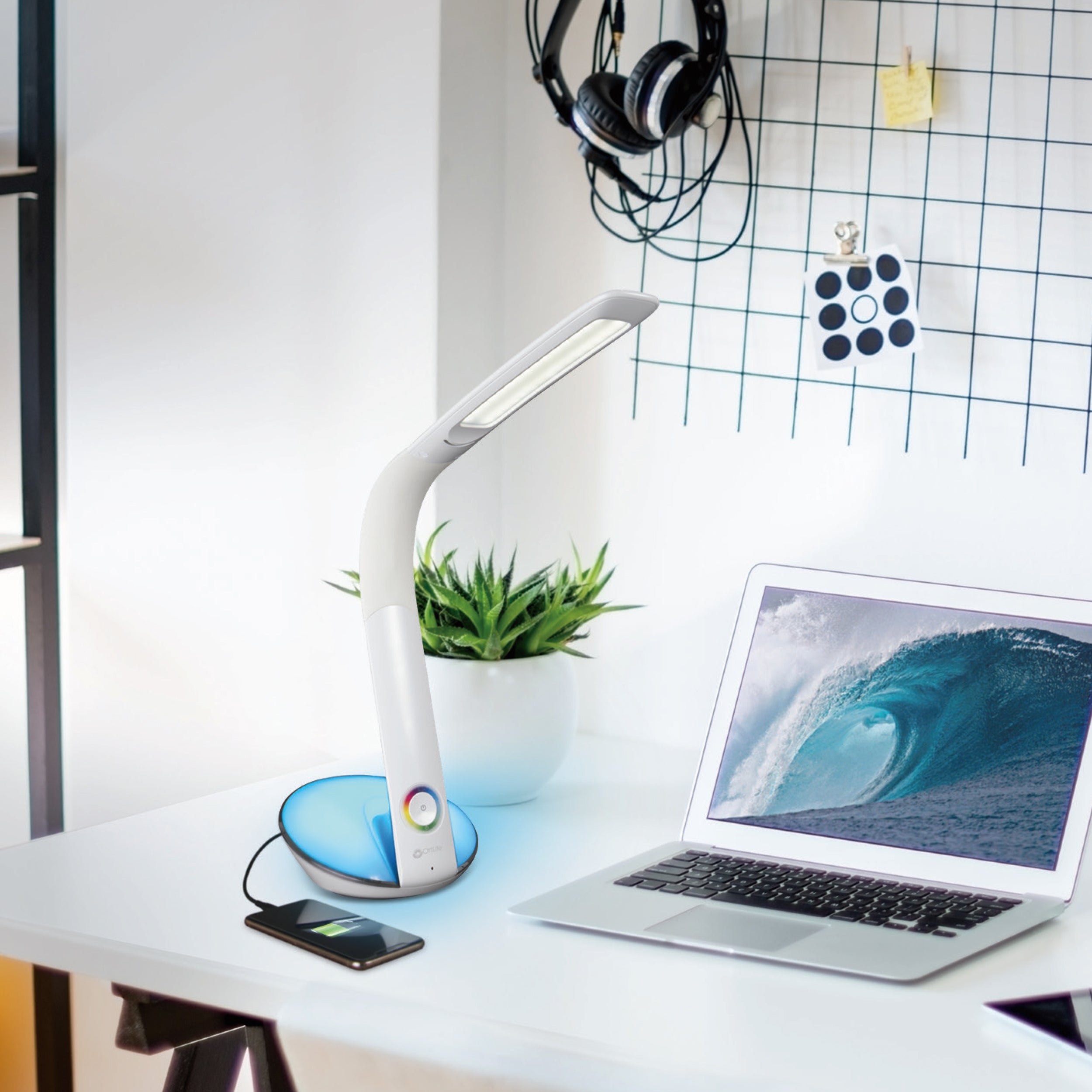 LED Desk Lamp with Color Changing Base and USB